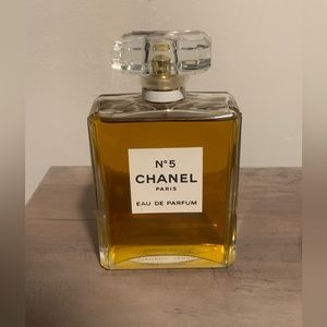 Chanel No5 Perfume - 200 ml